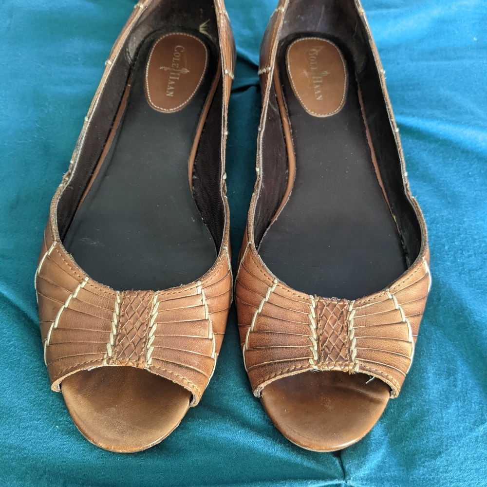 Cole Haan Peek Toe Slip In Woven Leather Flats, size 11B Very good condition.